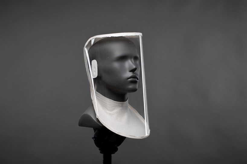 工业设计改变生活： “X-hood”面罩采用卡扣式设计提供两块平板耐磨隔离壳(图3)