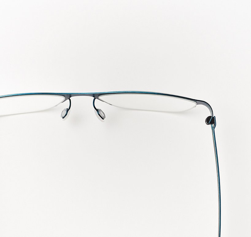 alberto meda为jin眼镜系列重新设计了眼镜和镜框之间的关系(图4)