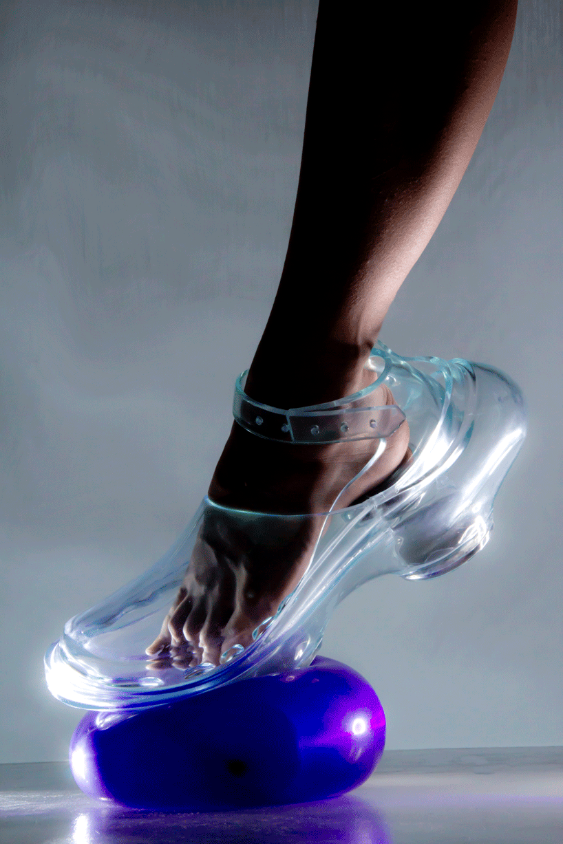 hihara yukako用磁铁制造了“反重力”鞋(图3)